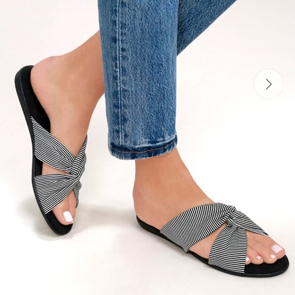 NWOT Lulu's striped sandals - Picture 2 of 7